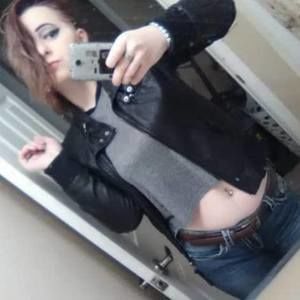 Meet your Posher, Alexis